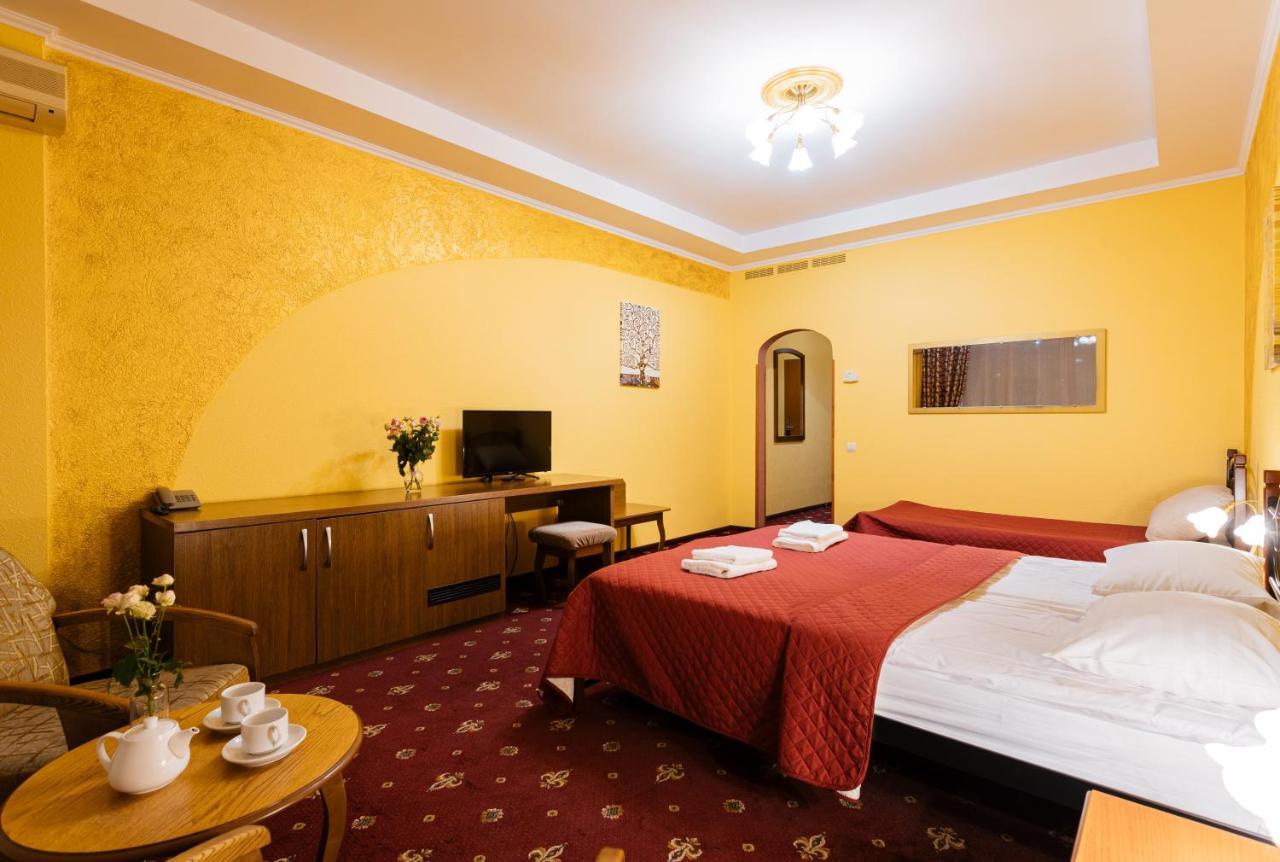 Tiso Apart Hotel Kiev Exteriör bild