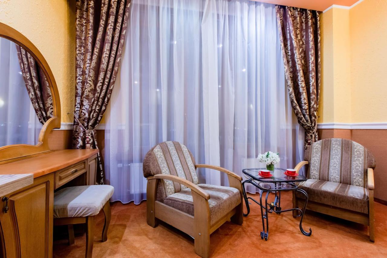 Tiso Apart Hotel Kiev Exteriör bild